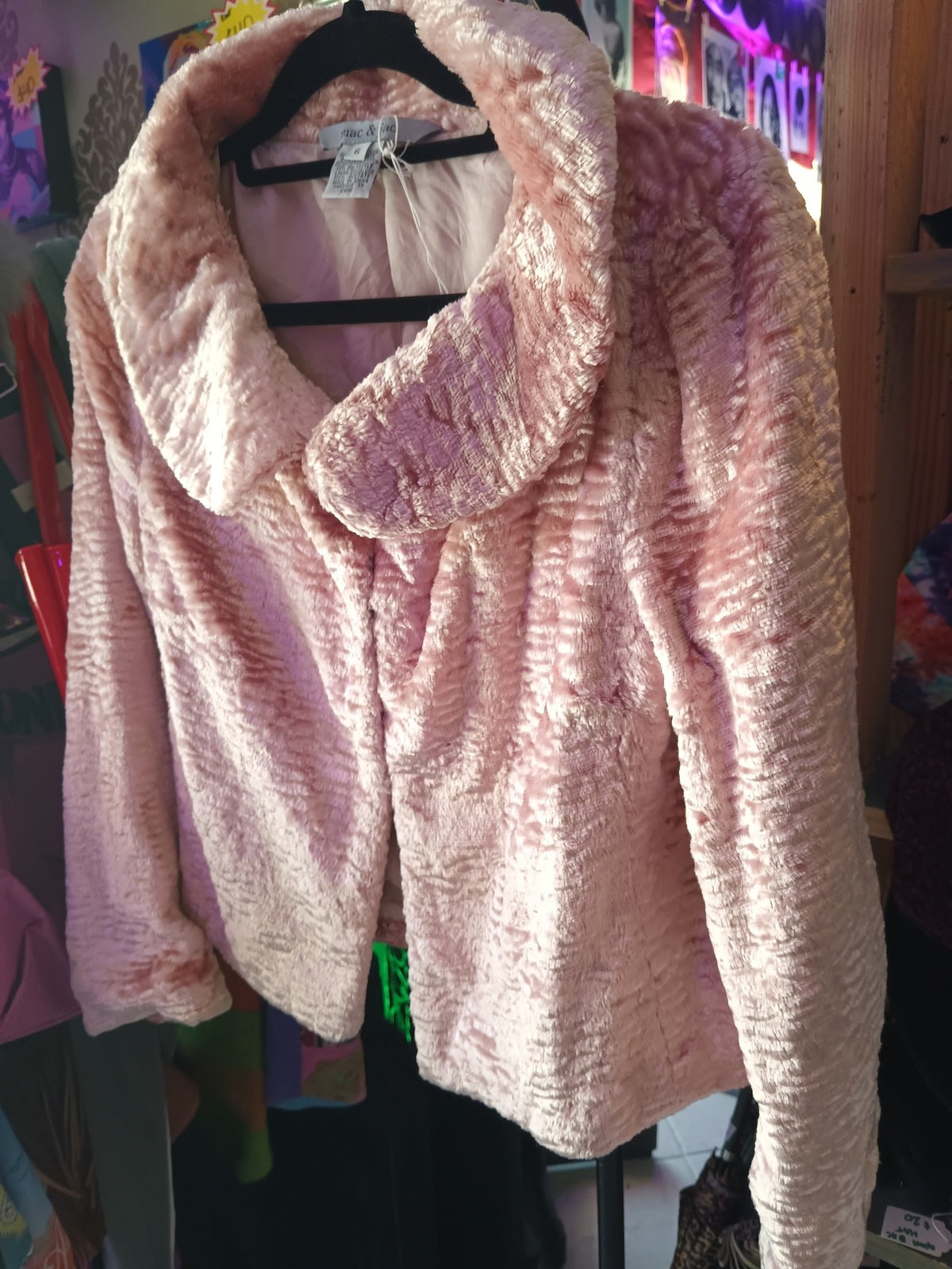 Mac & Jac Size 6 Pink Faux Fur Short Coat