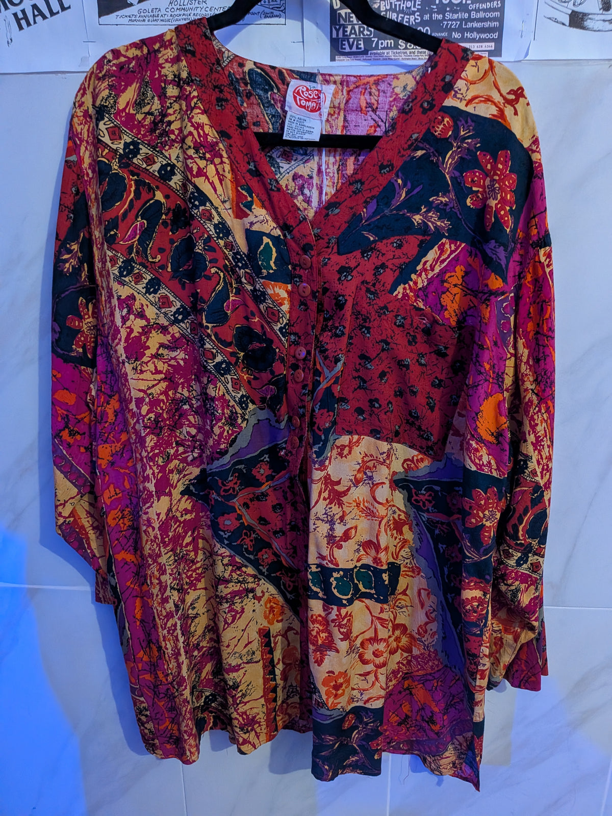 Rosey Tomato Size 20 v neck boho blouse