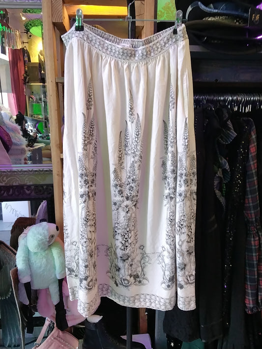 Max studio LG maxi floral skirt