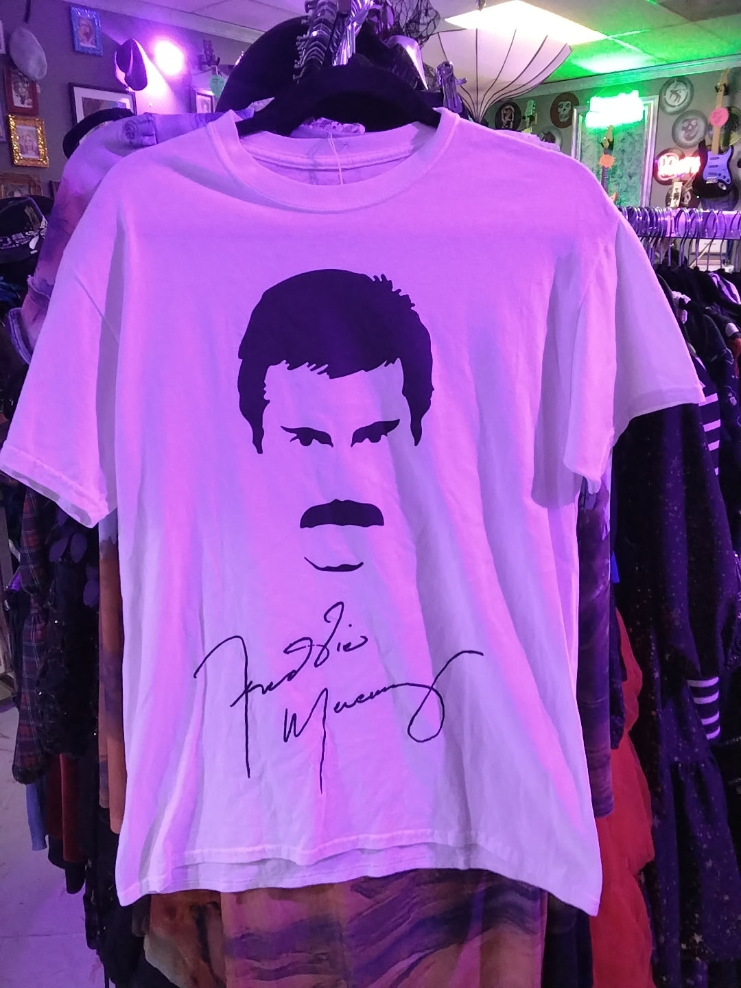 Freddy Mercury Medium White T-shirt