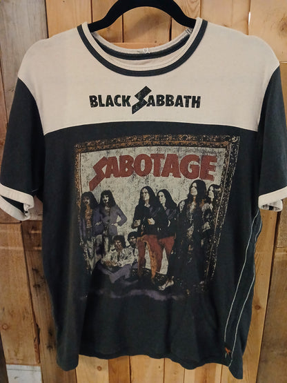 Trunk Limited Edition Black Sabbath Sabotage T-Shirt Size Medium