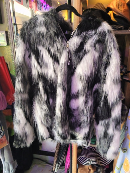 New Boutique Black & White Faux Fur Zip Up Coat with Hood XL