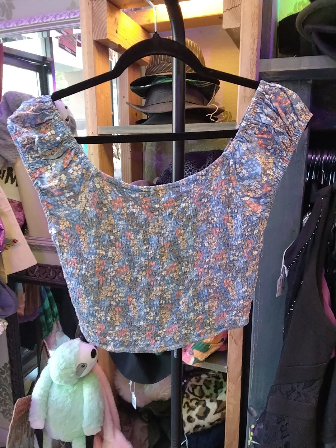 Japna medium floral Anthropologie Crop top