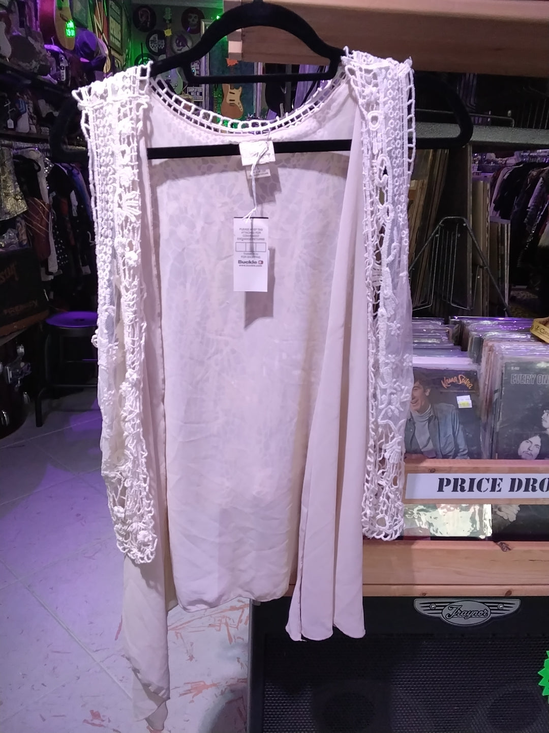 Daytrip lace vest size large