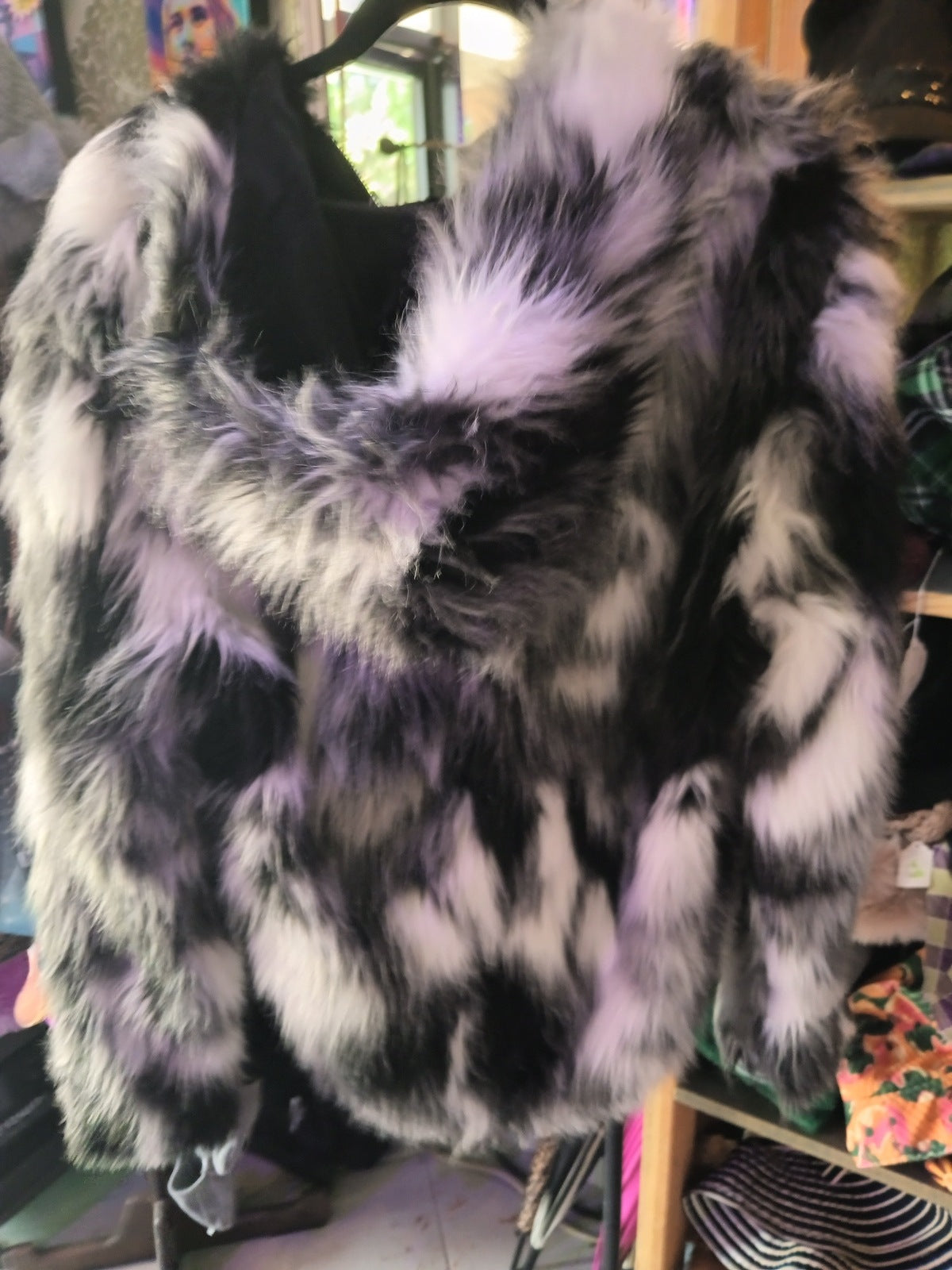 New Boutique Black & White Faux Fur Zip Up Coat with Hood XL