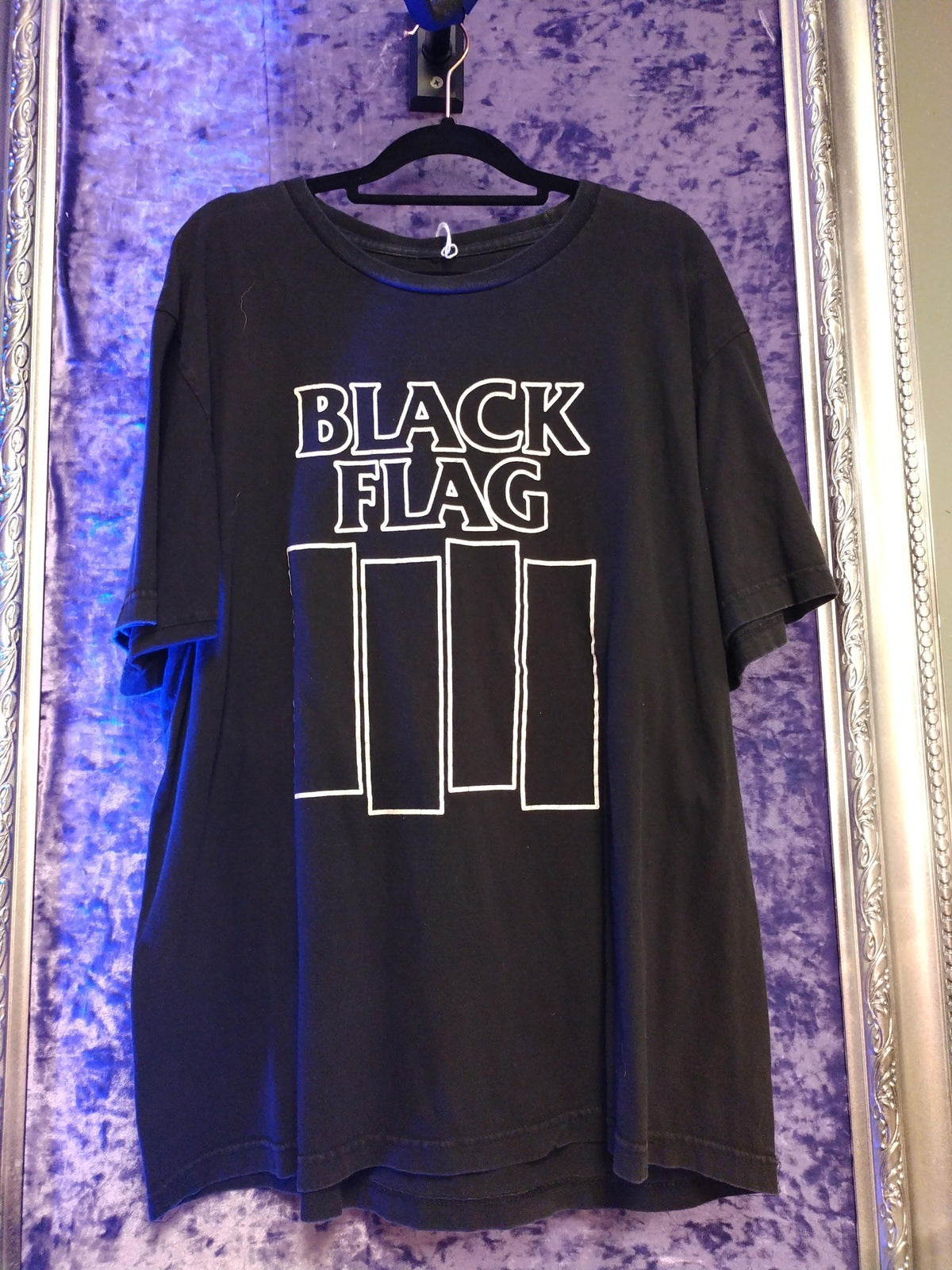 Black Flag Large T Shirt