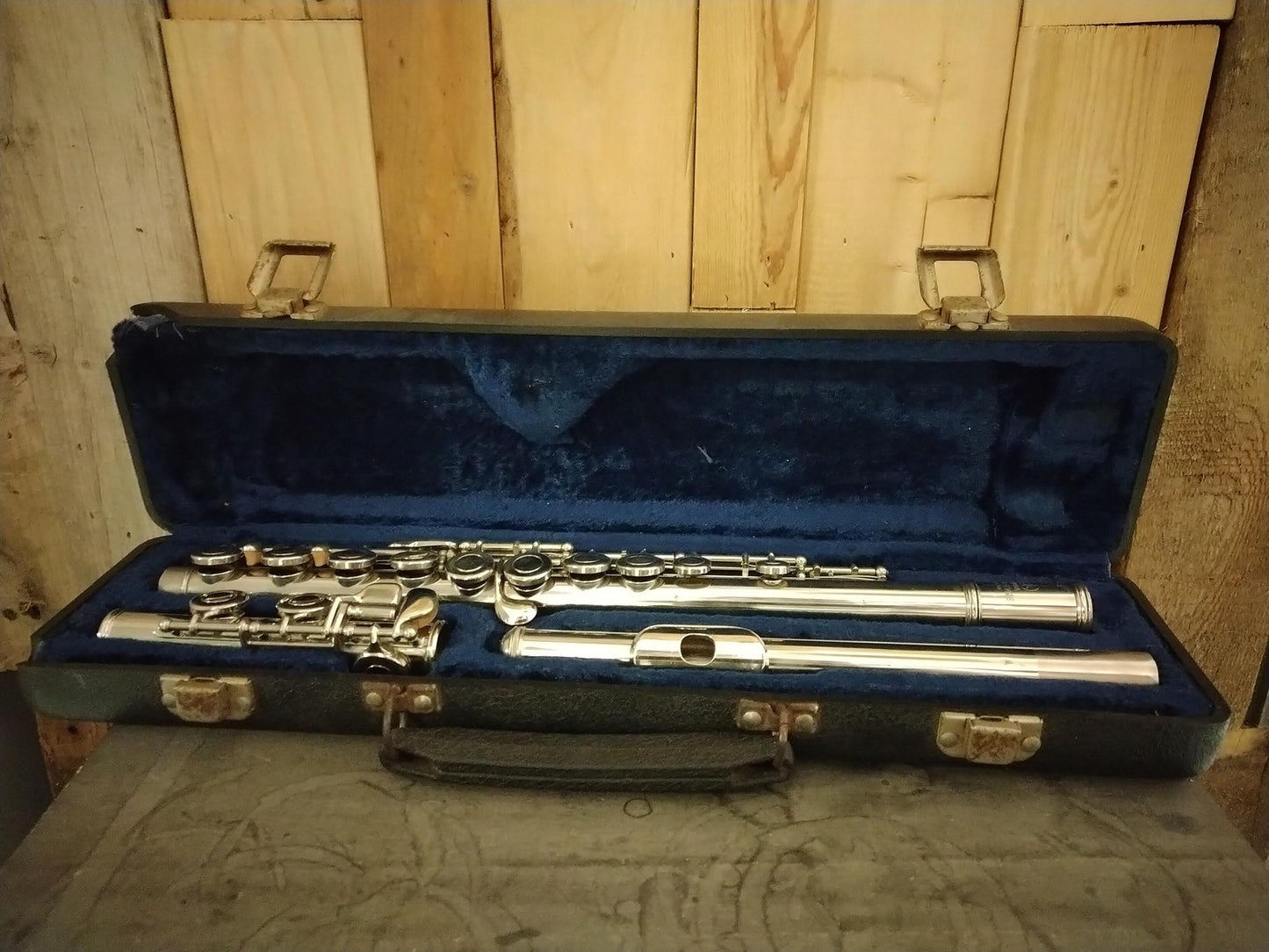 Yamaha YFL24N Student Flute With Case