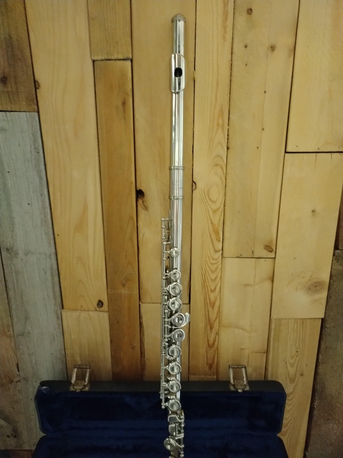Yamaha YFL24N Student Flute With Case