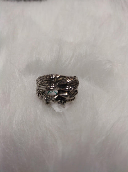 Size 11 Claw Ring
