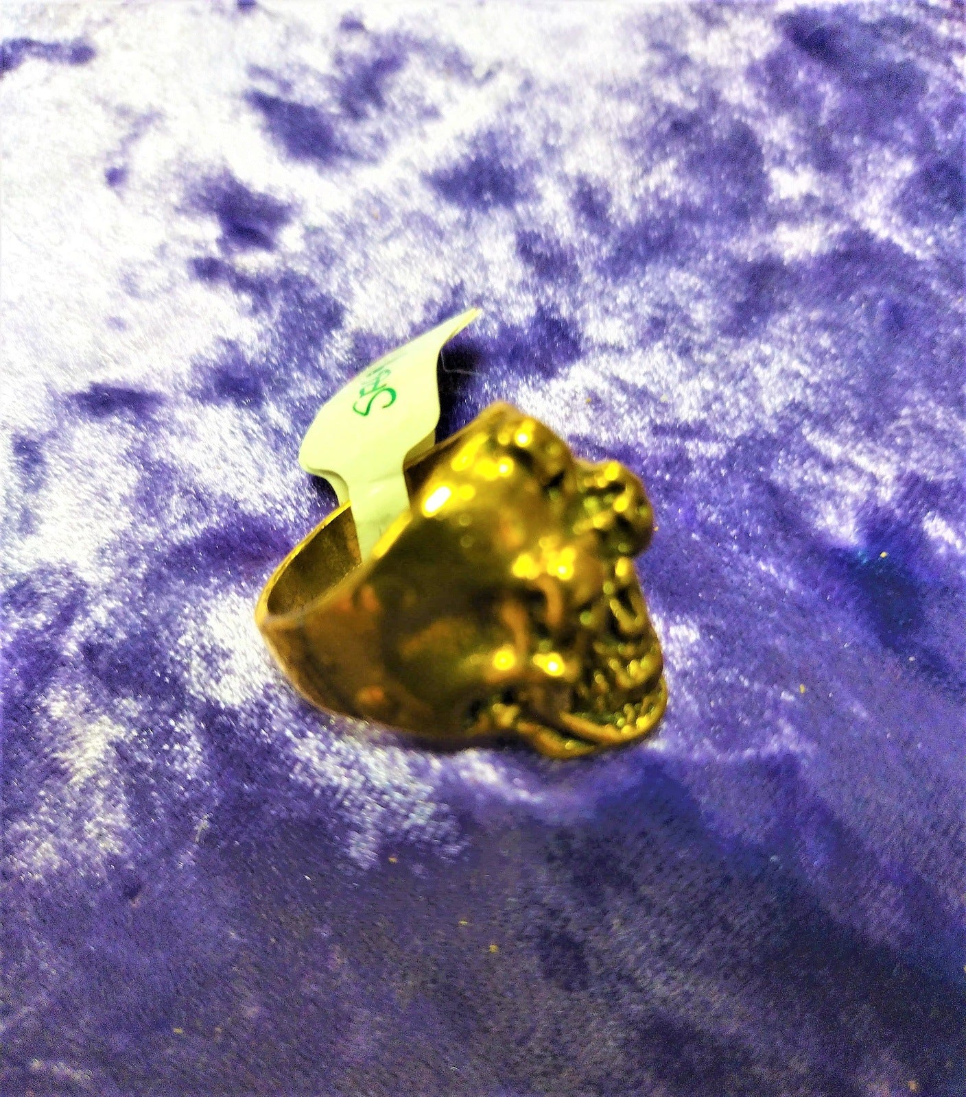 Gold Skull Ring Skull Eyes size 9
