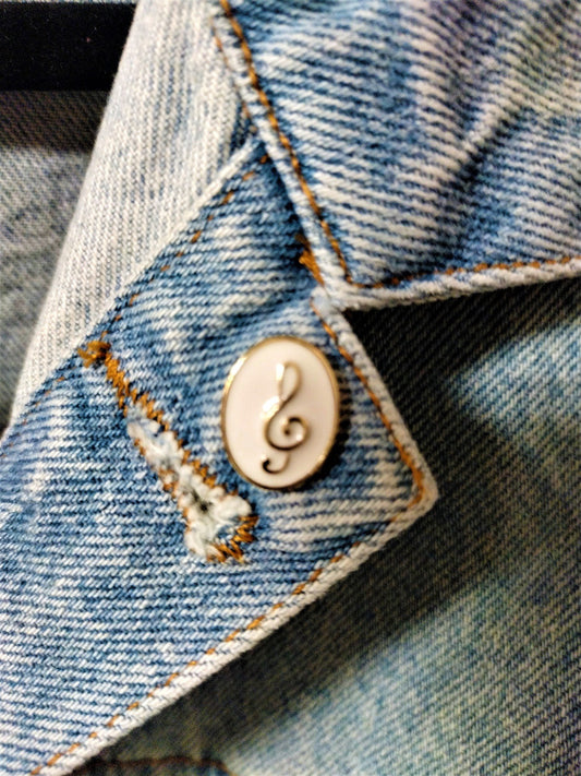 Treble Clef Lapel Pin